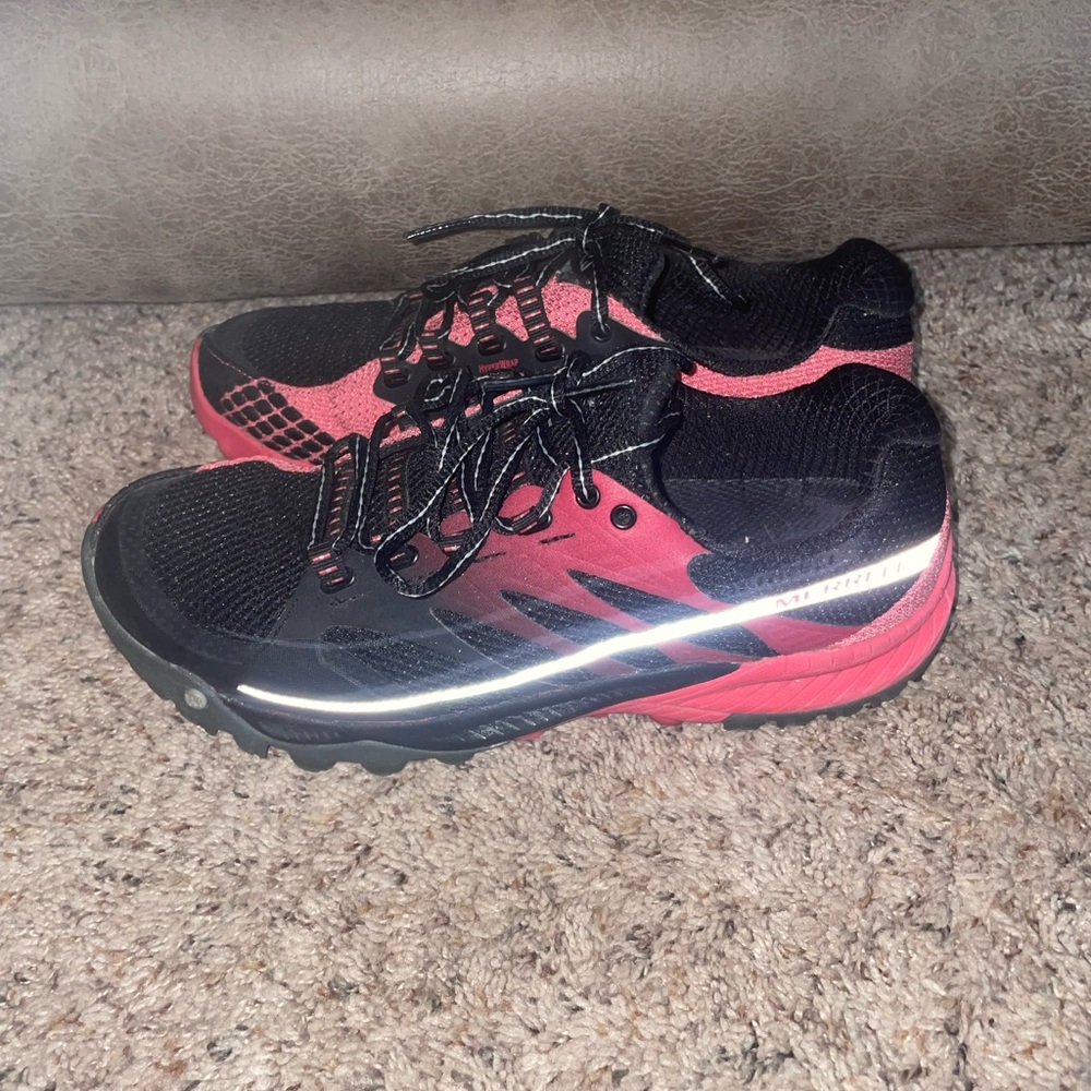 Merrell Women's All Out Charge Trail Running Shoes Black Geranium J03962 Sz 8.5